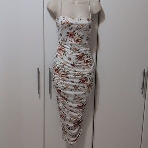 Windsor White/Peach Floral Ruched Bodycon Dress Size Small